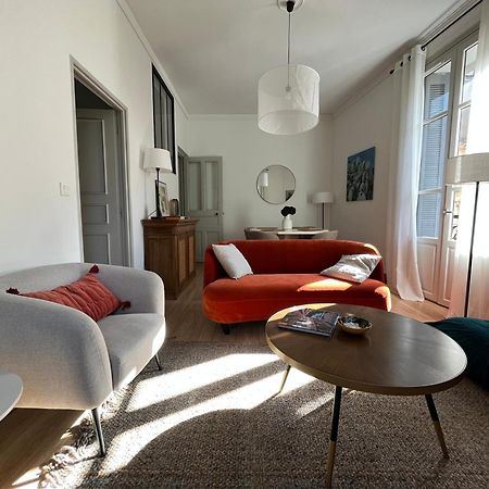 Nimes , Appartement Renove Dans Immeuble Classe. 外观 照片