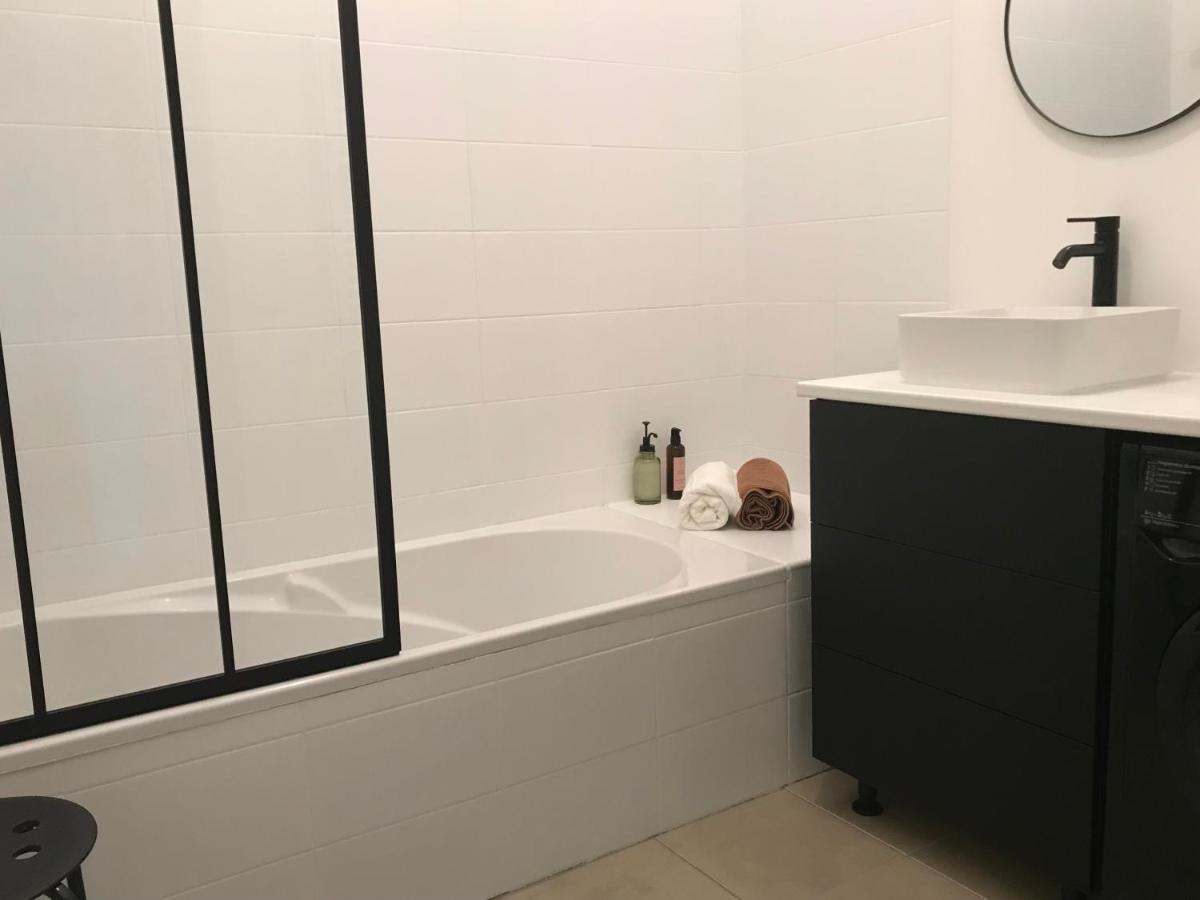 Nimes , Appartement Renove Dans Immeuble Classe. 外观 照片