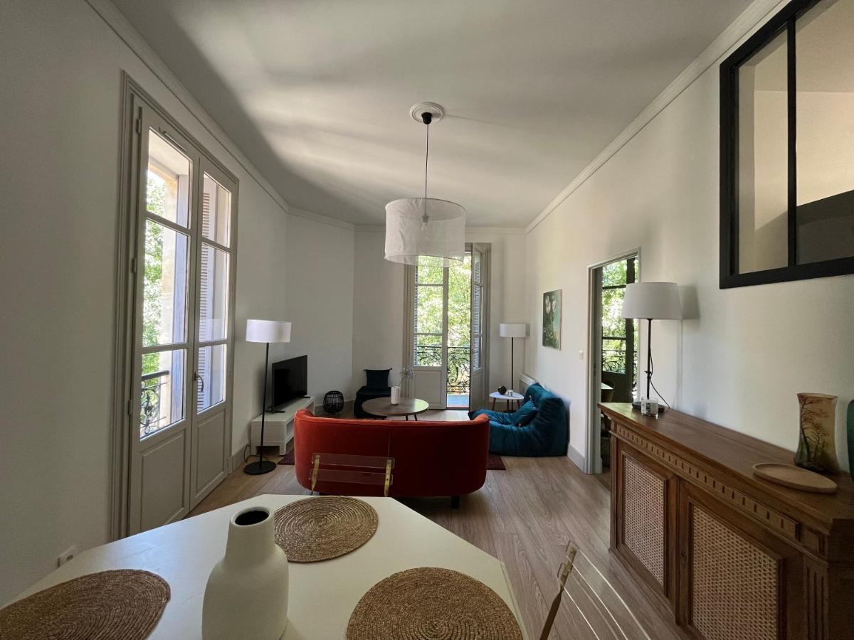 Nimes , Appartement Renove Dans Immeuble Classe. 外观 照片
