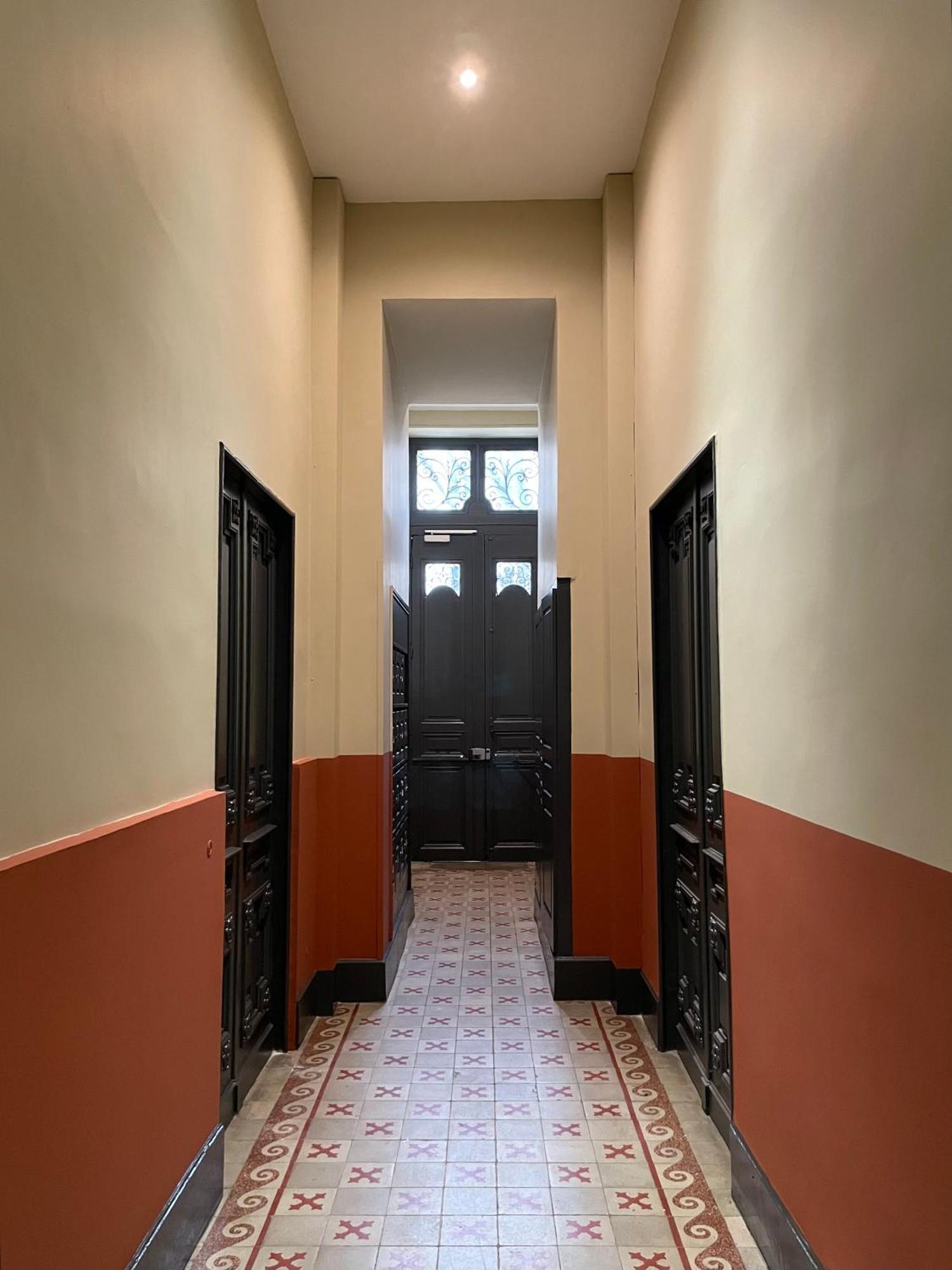 Nimes , Appartement Renove Dans Immeuble Classe. 外观 照片